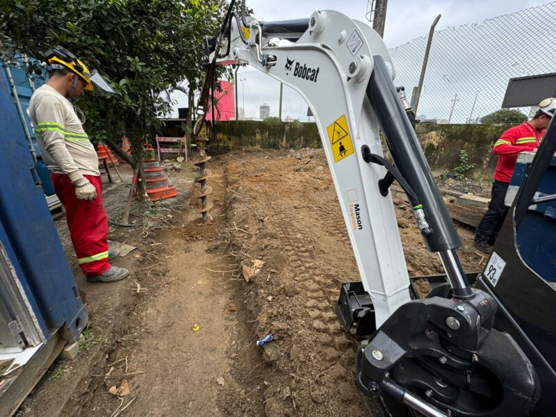 Miniescavadeira Bobcat E20z 2024 Andaluga