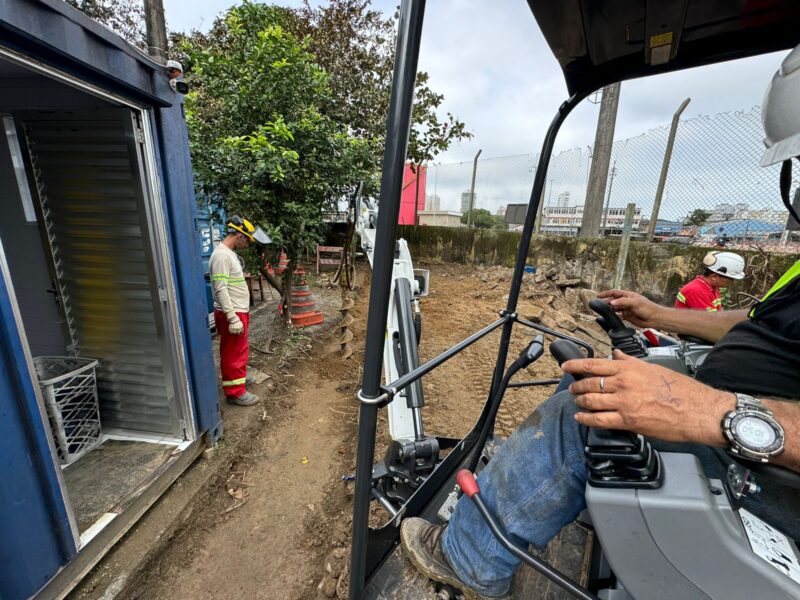 Miniescavadeira Bobcat E20z 2024 Andaluga